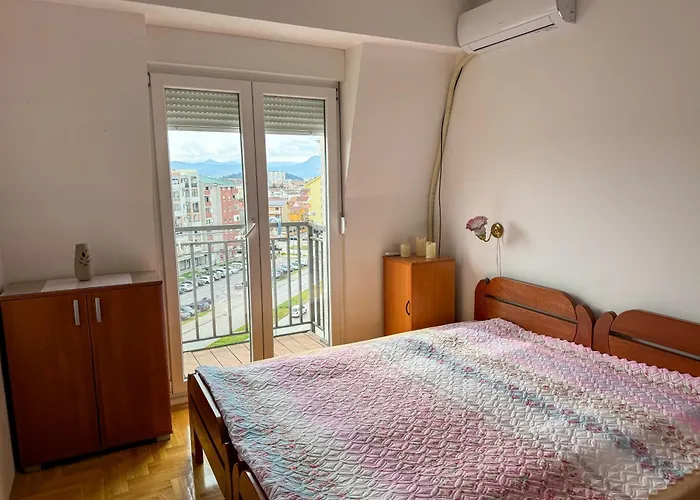 50 Apartament