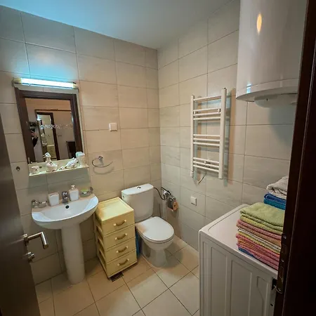 50 Apartment *